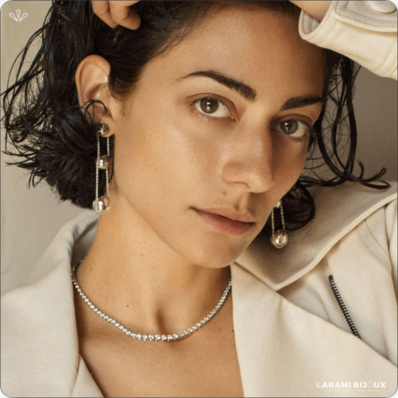 Collier Chaîne Brillante – Élégance Cristalline