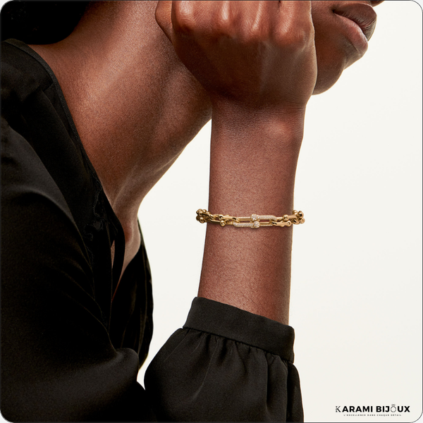 Bracelet Chaîne Dorée avec Détails Étincelants – Finition Or Durable